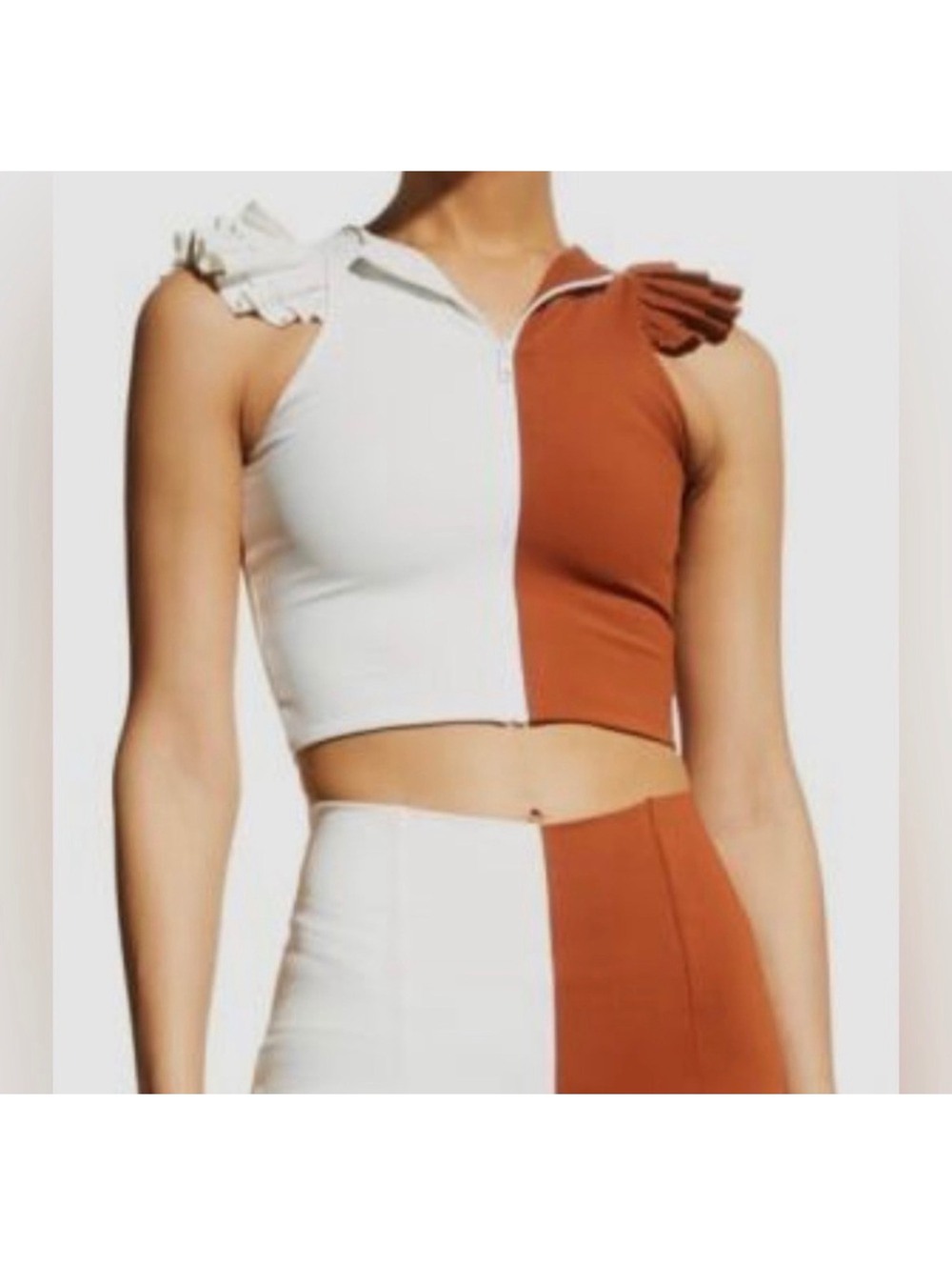 Port De Bras Mila Bi-Color Shoulder Tank Top